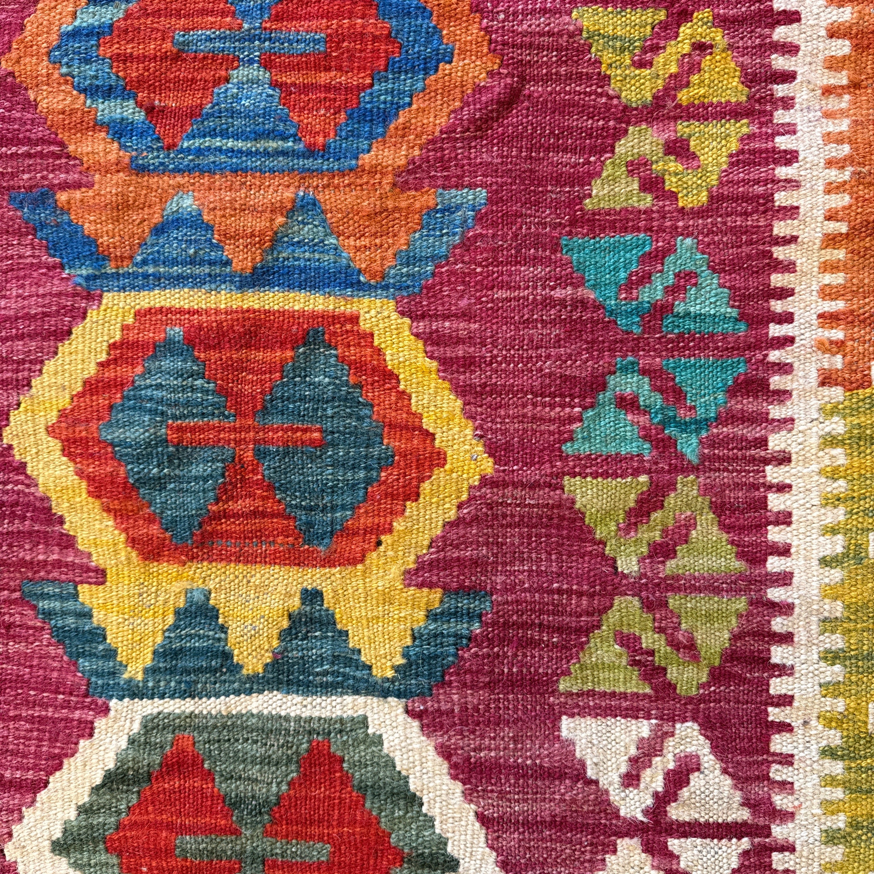 Handwoven Wool Kilim Large Rug Afghanistan (5x7) - 007