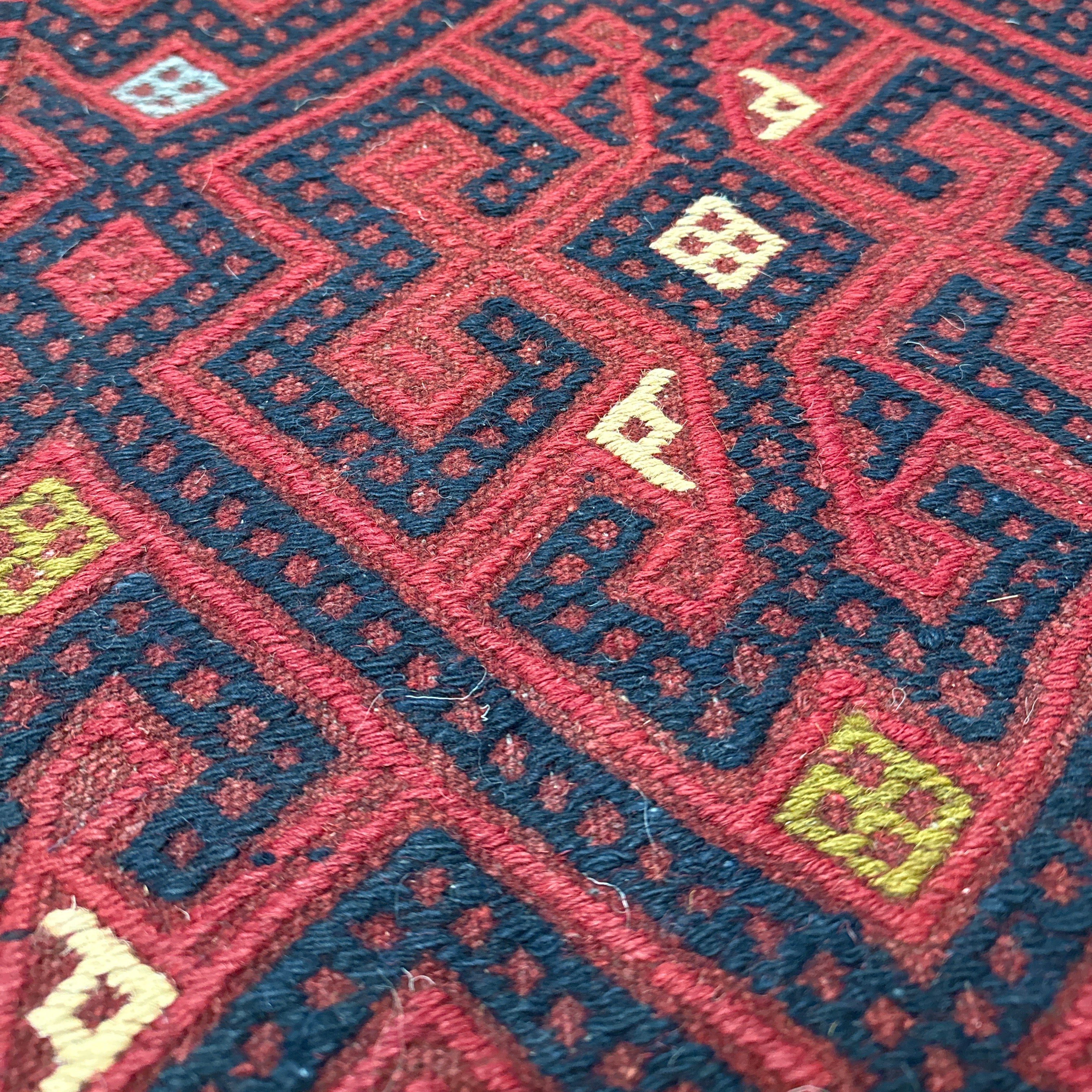 Handwoven Olami Kilim Afghanistan - 01