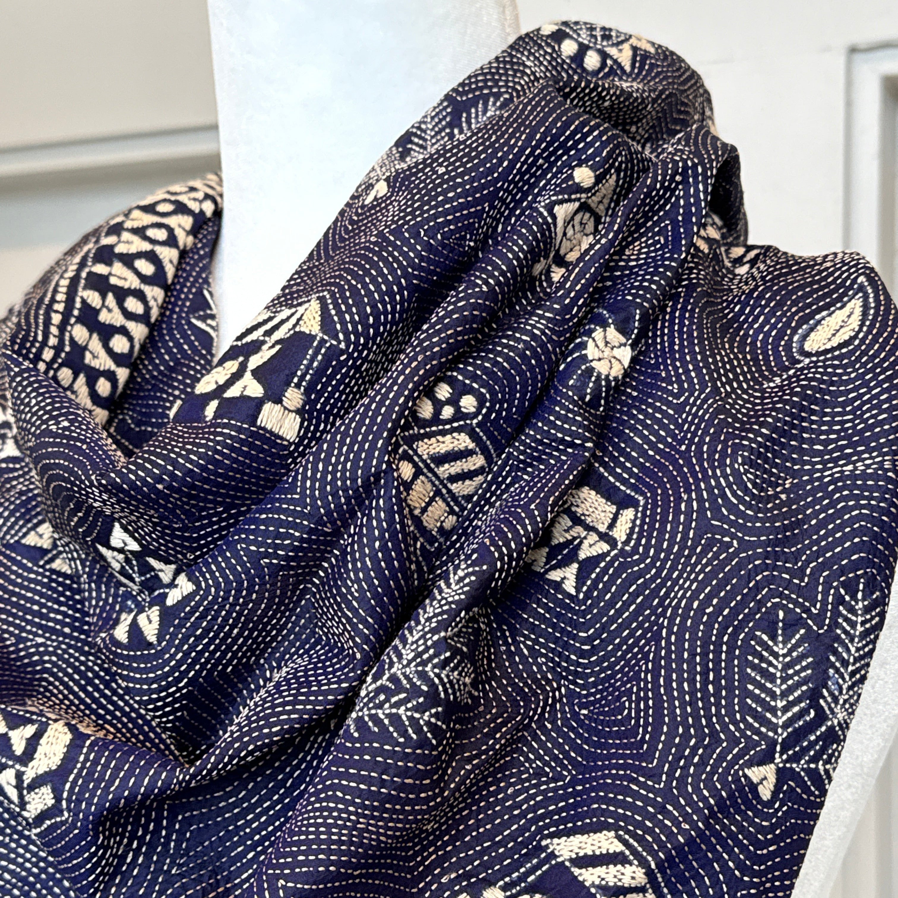 Hand Embroidered Maoon Kantha Silk Scarf India