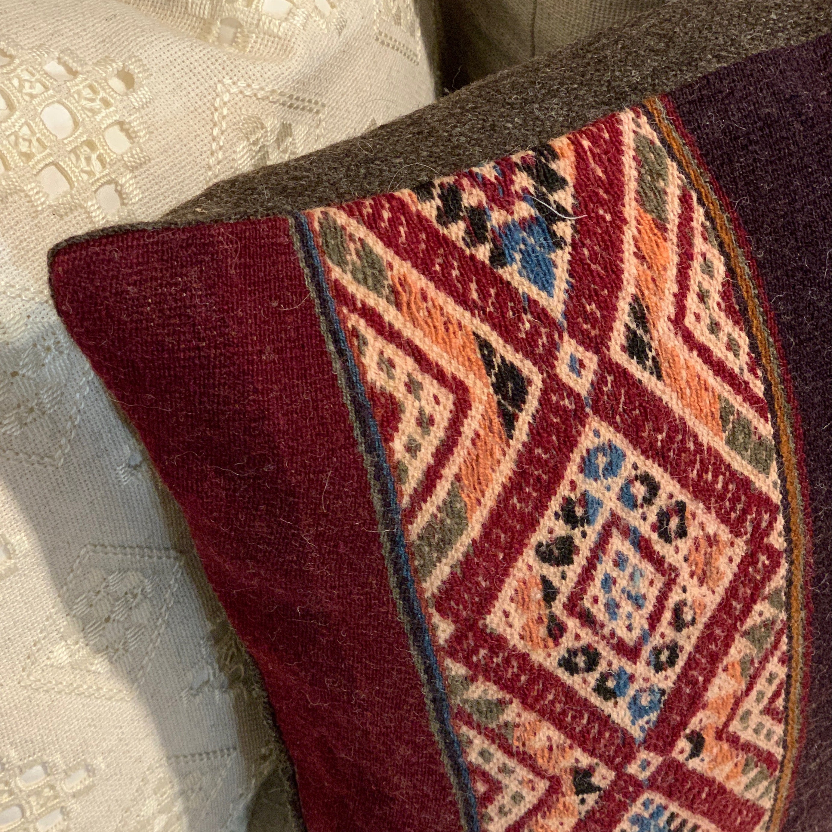 Handwoven Accha Alta Red Pillow Peru (16x16)