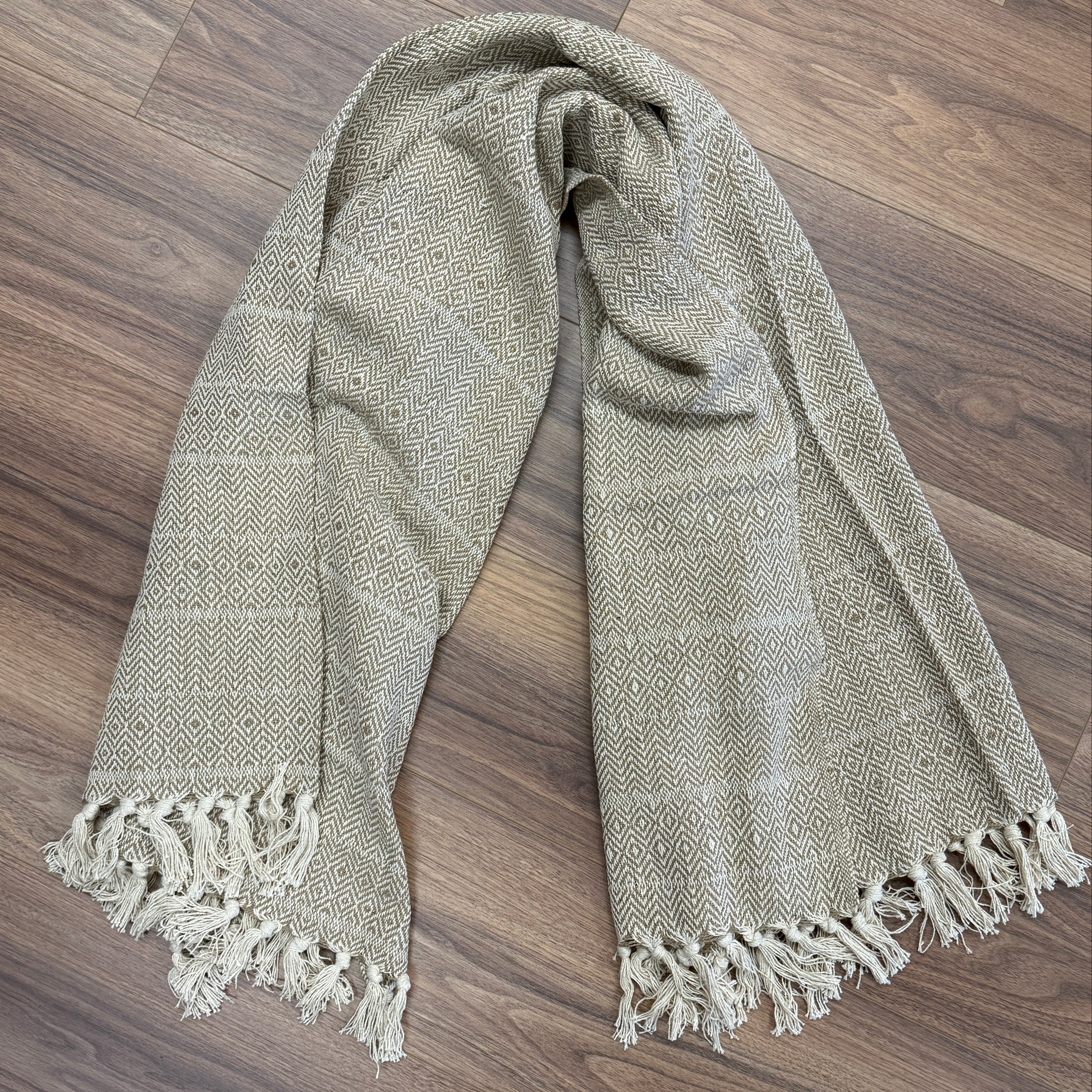 Handwoven Recycled Cotton Taupe Throw India