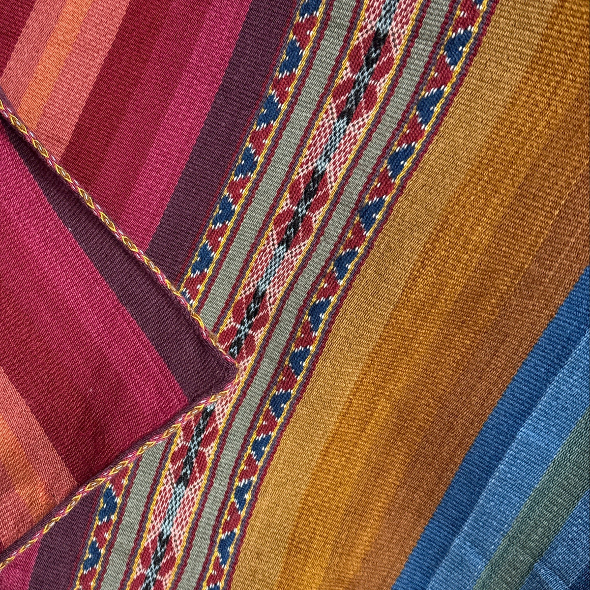 Handwoven Quispe Wool Throw Peru