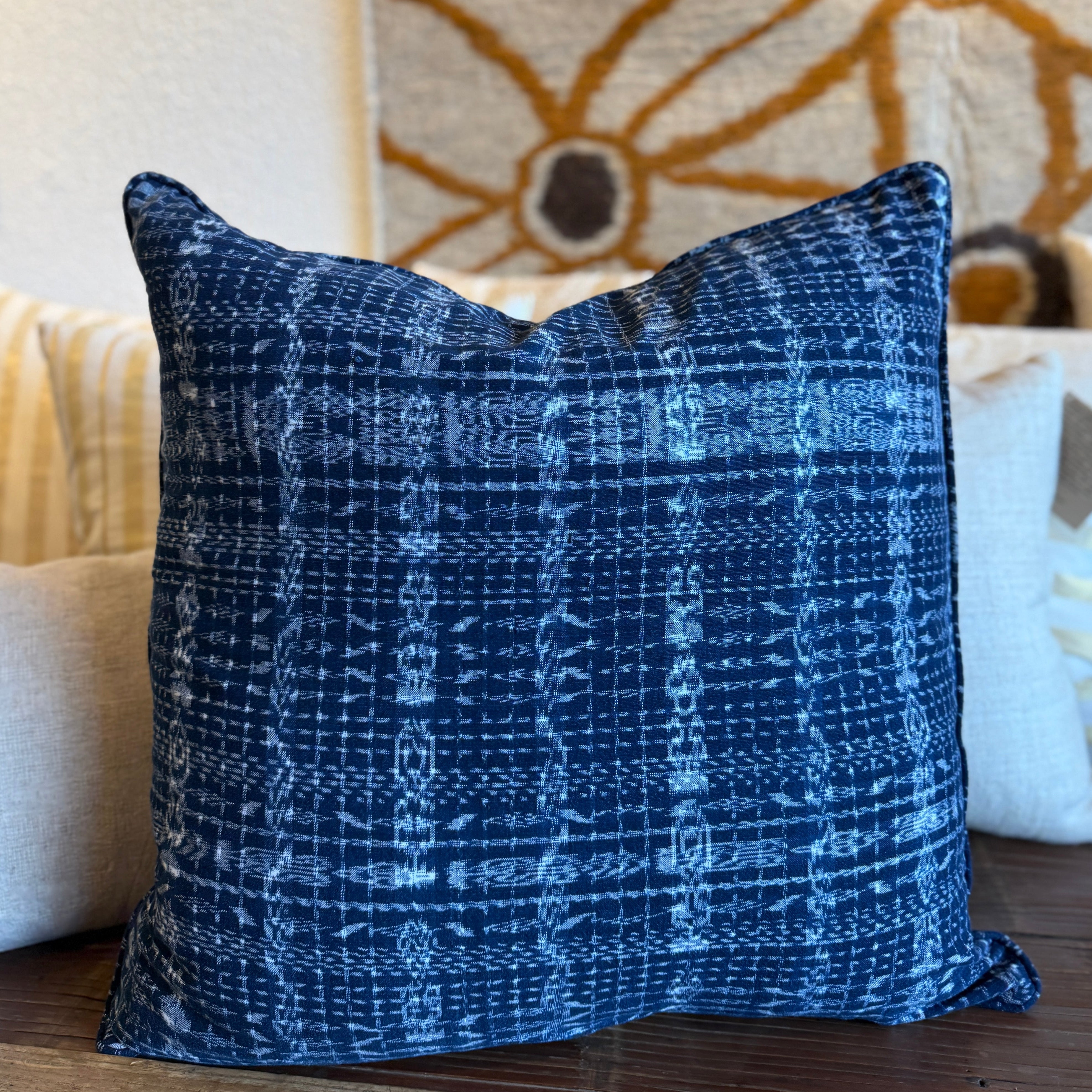 Handwoven Indigo Corte Pillow Guatemala (20x20)
