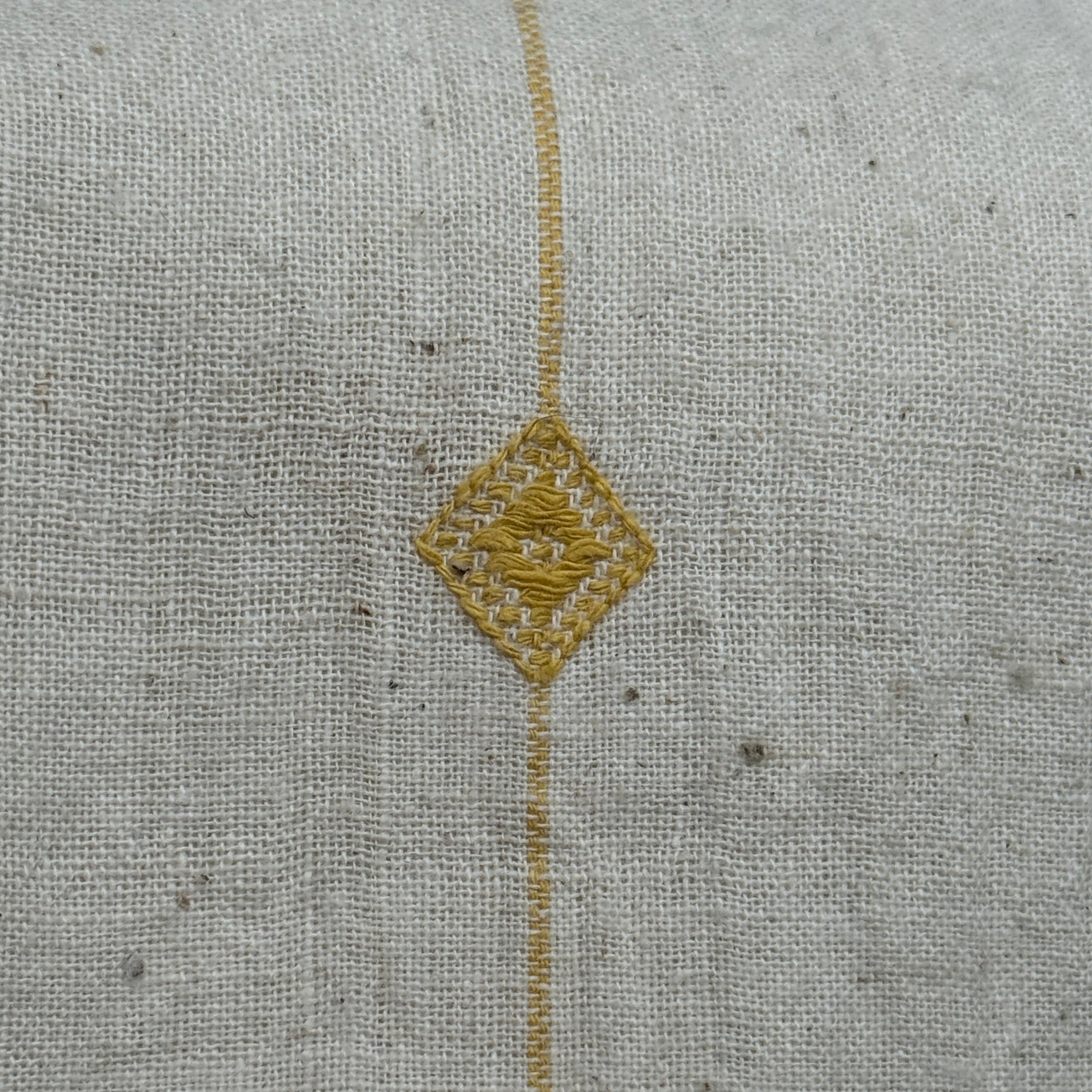 Handwoven Organic Cotton With Inlay Cafe Curtain White/Gold India