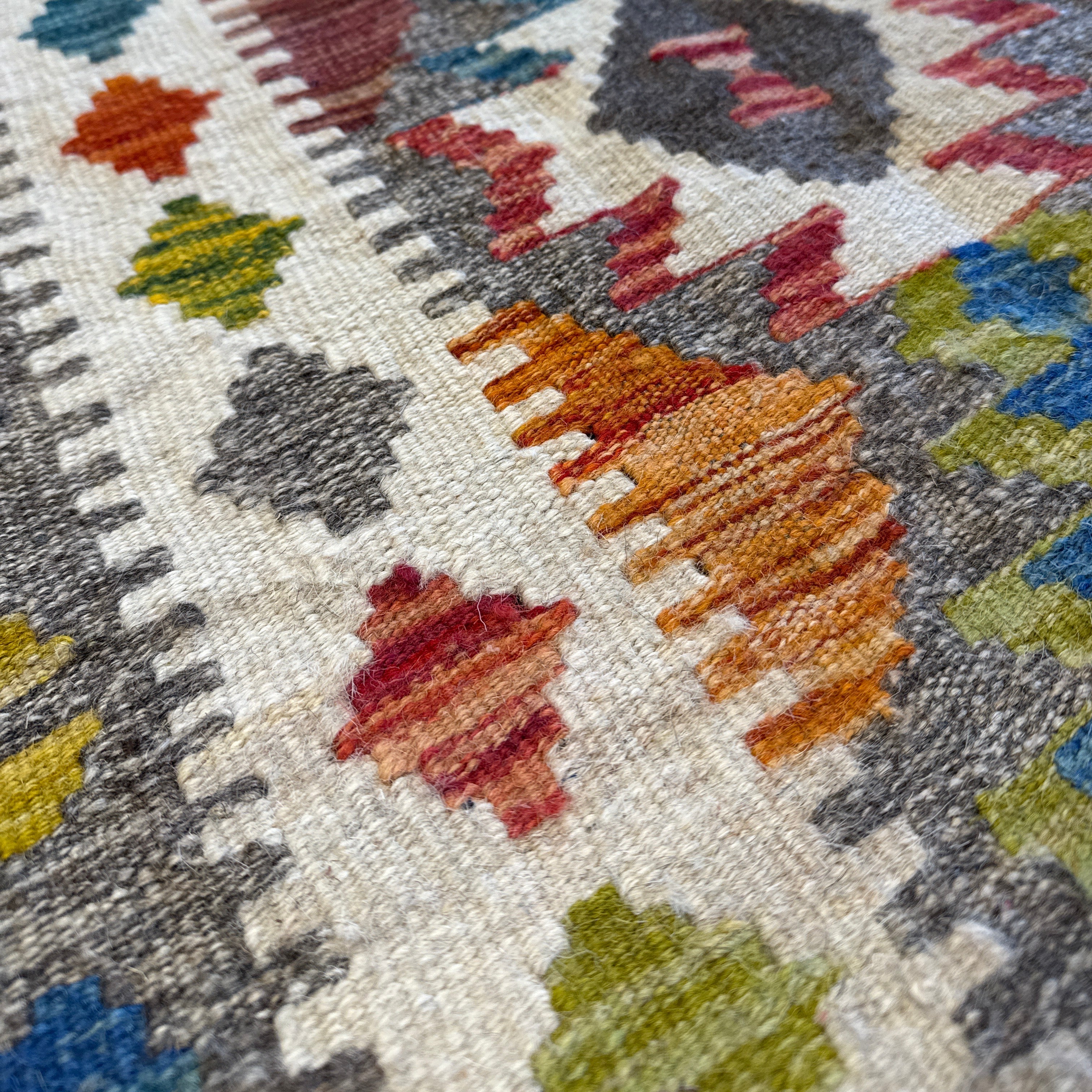 Handwoven Wool Kilim Small Rug Afghanistan (3x5) - 002