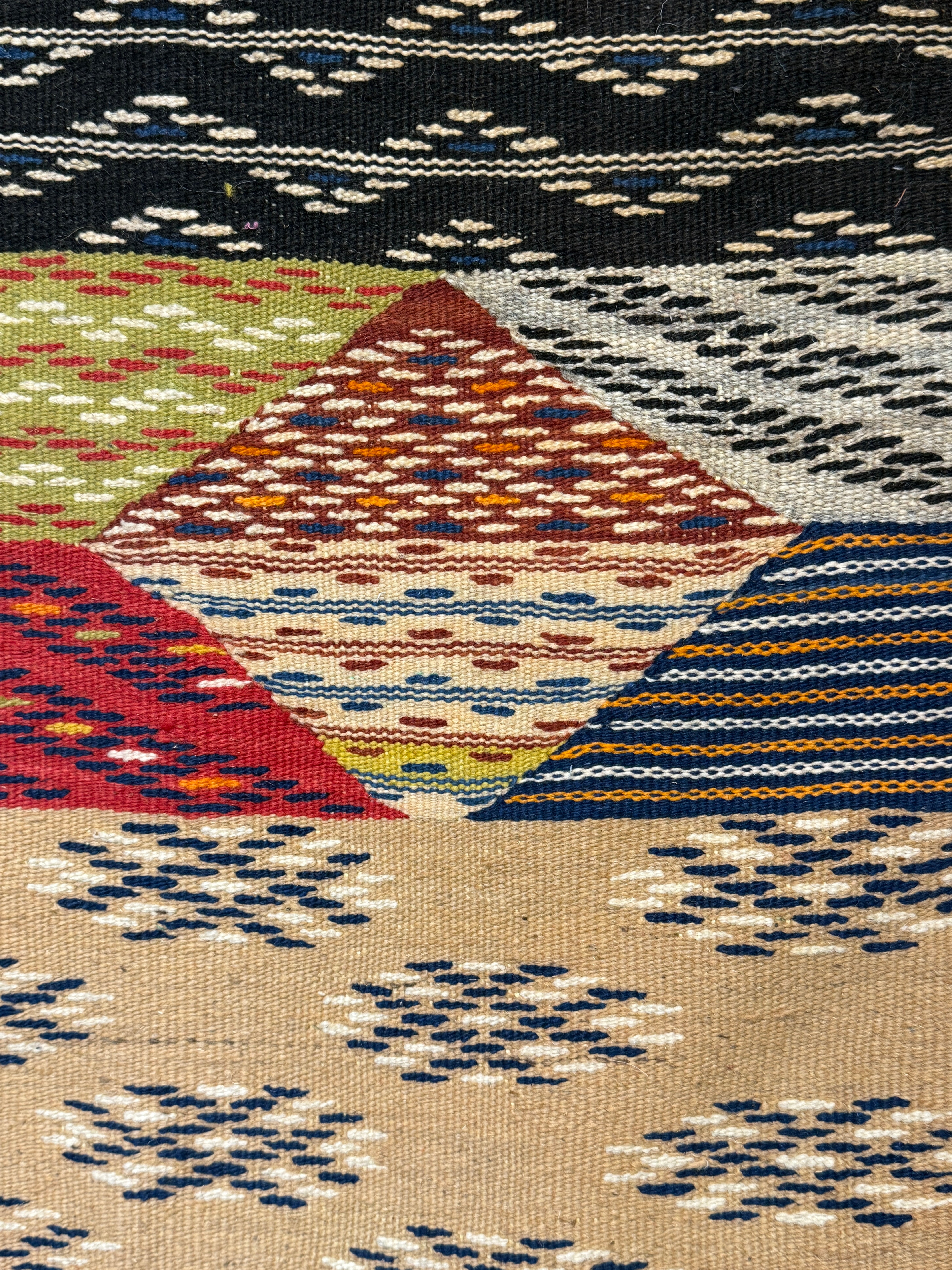 Handwoven Kharita Map Tapestry Wool Rug Morocco - Warm (57" x 100")