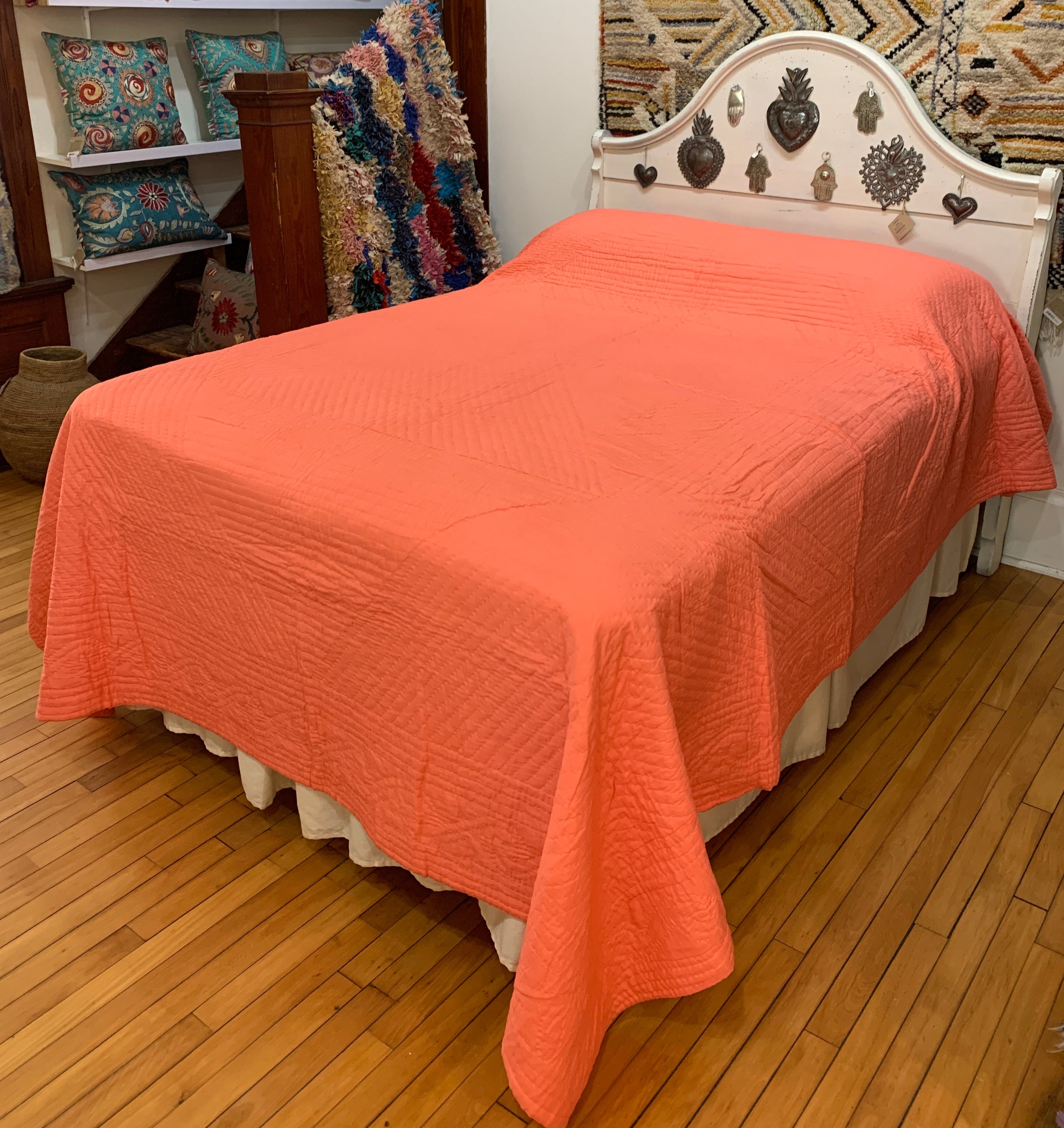 Hand Stitched Salmon Cotton Quilt Queen India