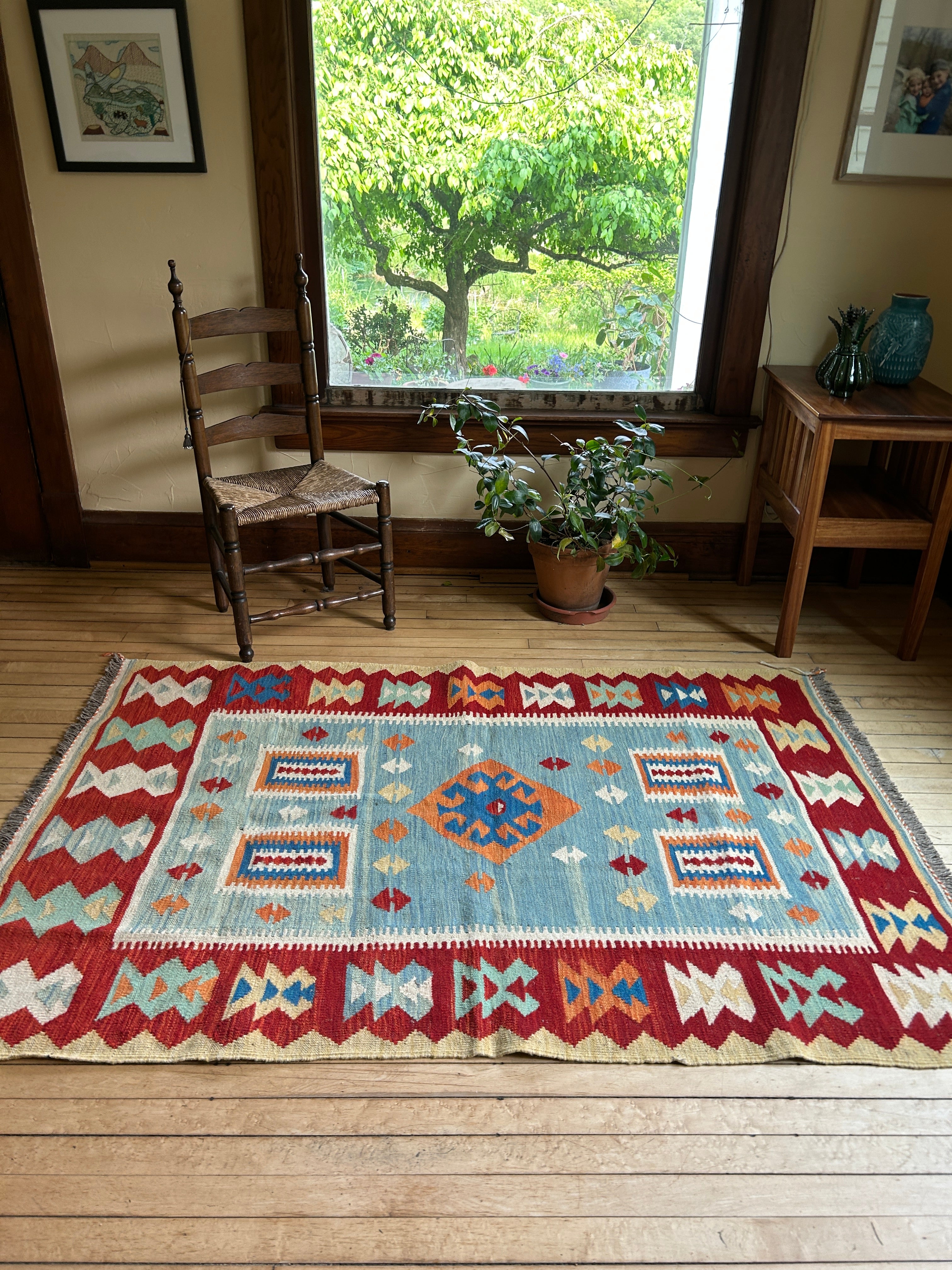 Handwoven Wool Kilim Medium Rug Afghanistan (4x6) - K0604
