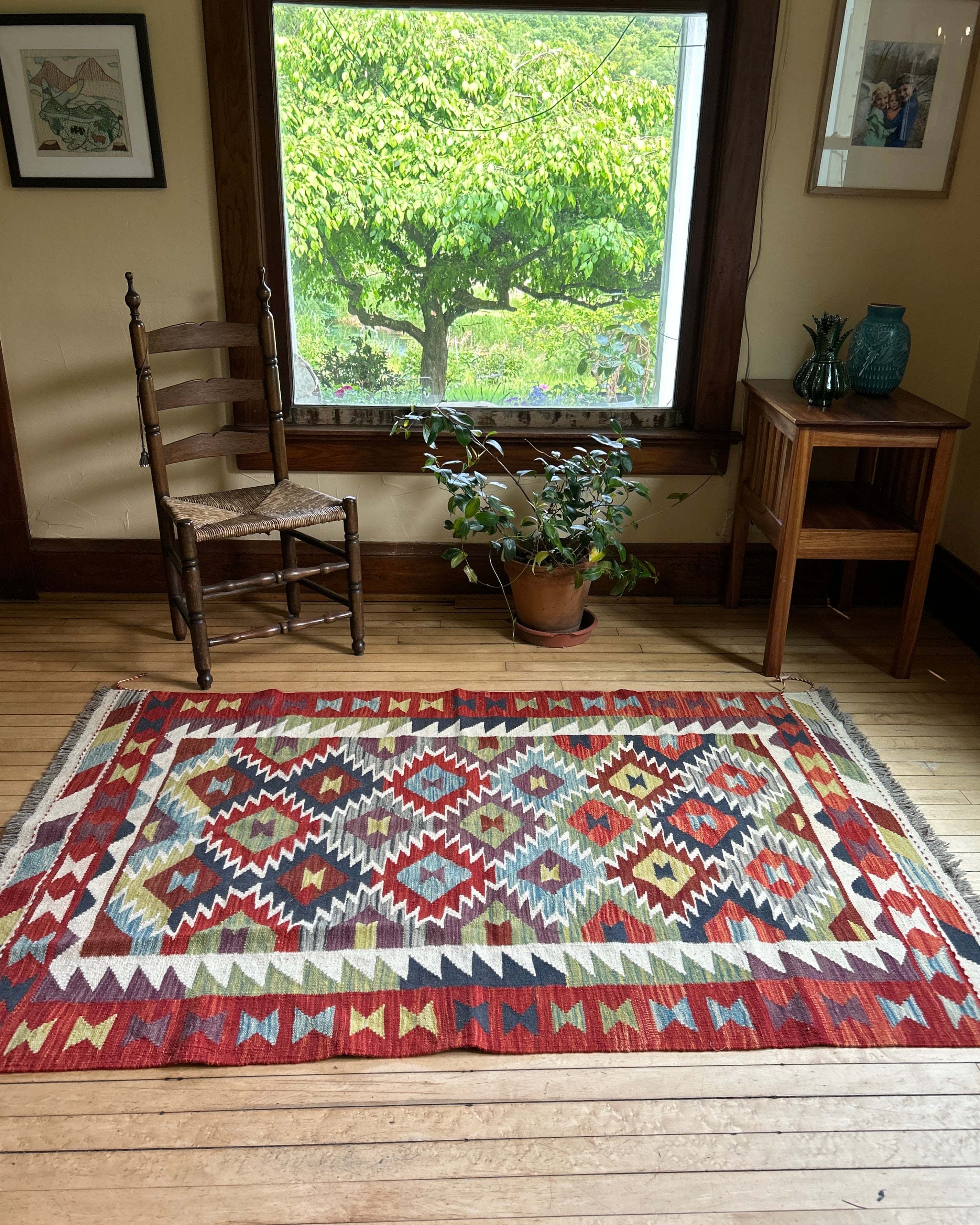 Handwoven Wool Kilim Medium Rug Afghanistan (4x6) - K0648