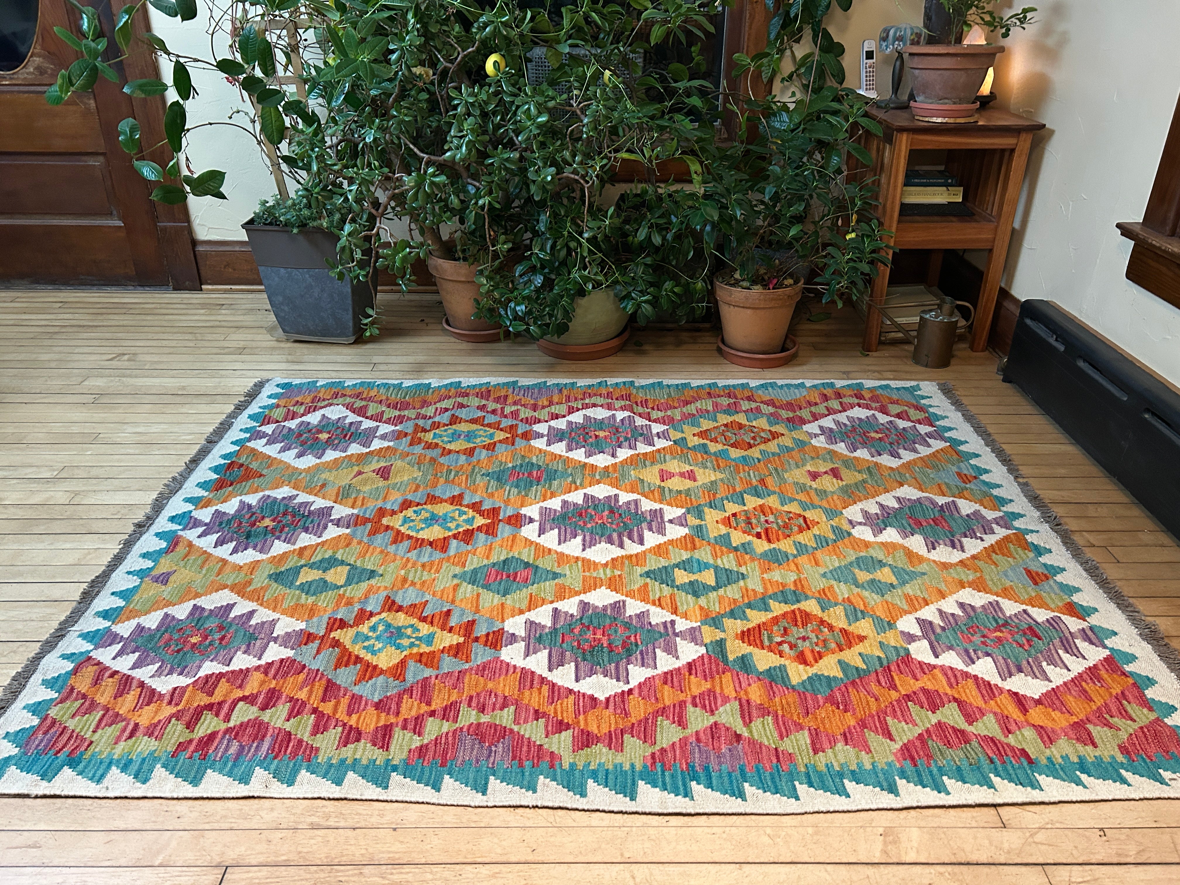 Handwoven Wool Kilim Large Rug Afghanistan (5x7) - K0709
