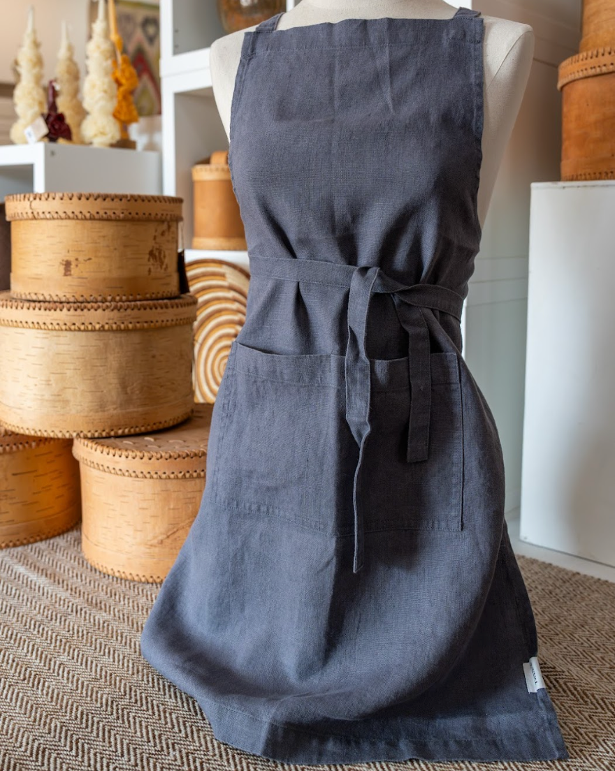 Linen Apron Lithuania - Charcoal