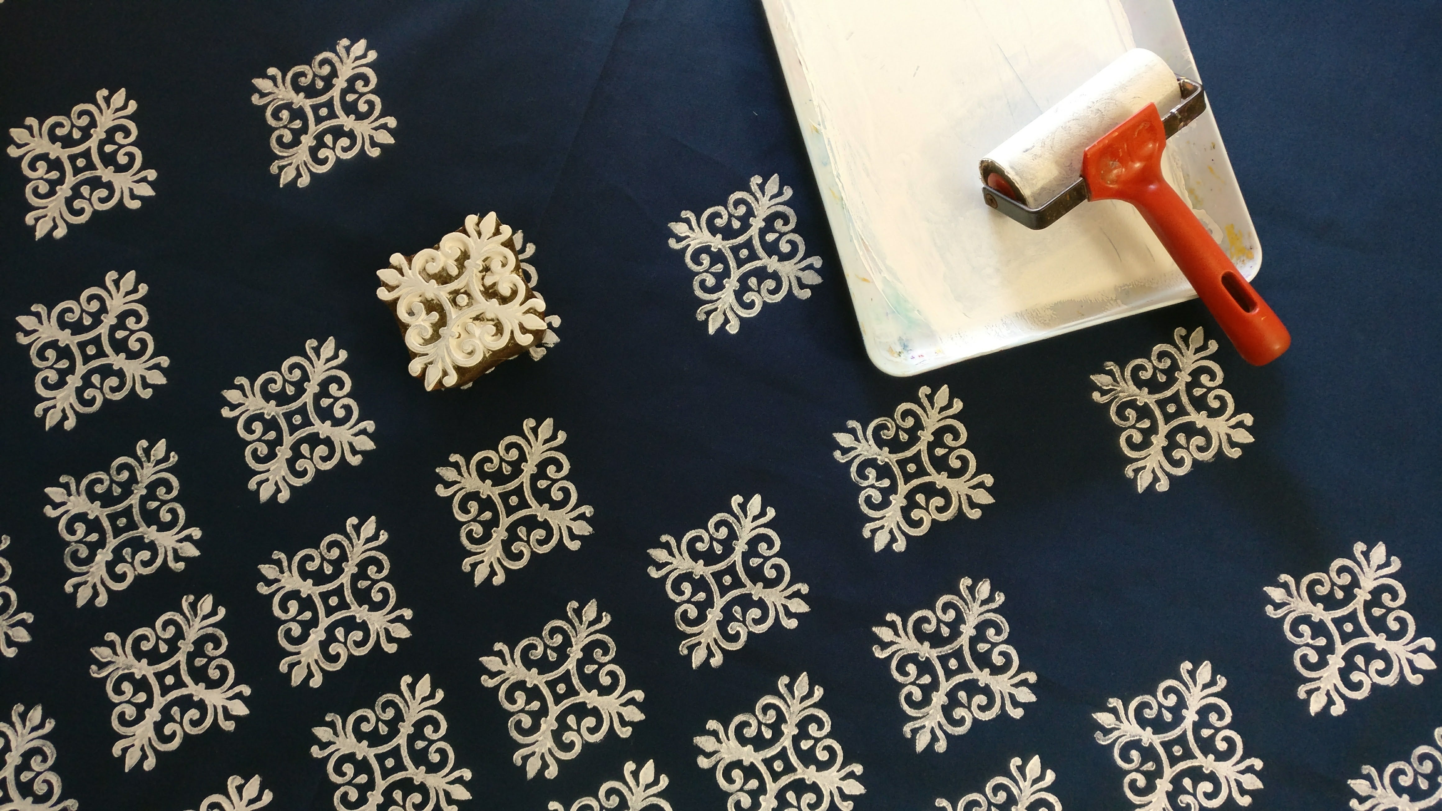 Block Printing Holiday Table Runner Workshop