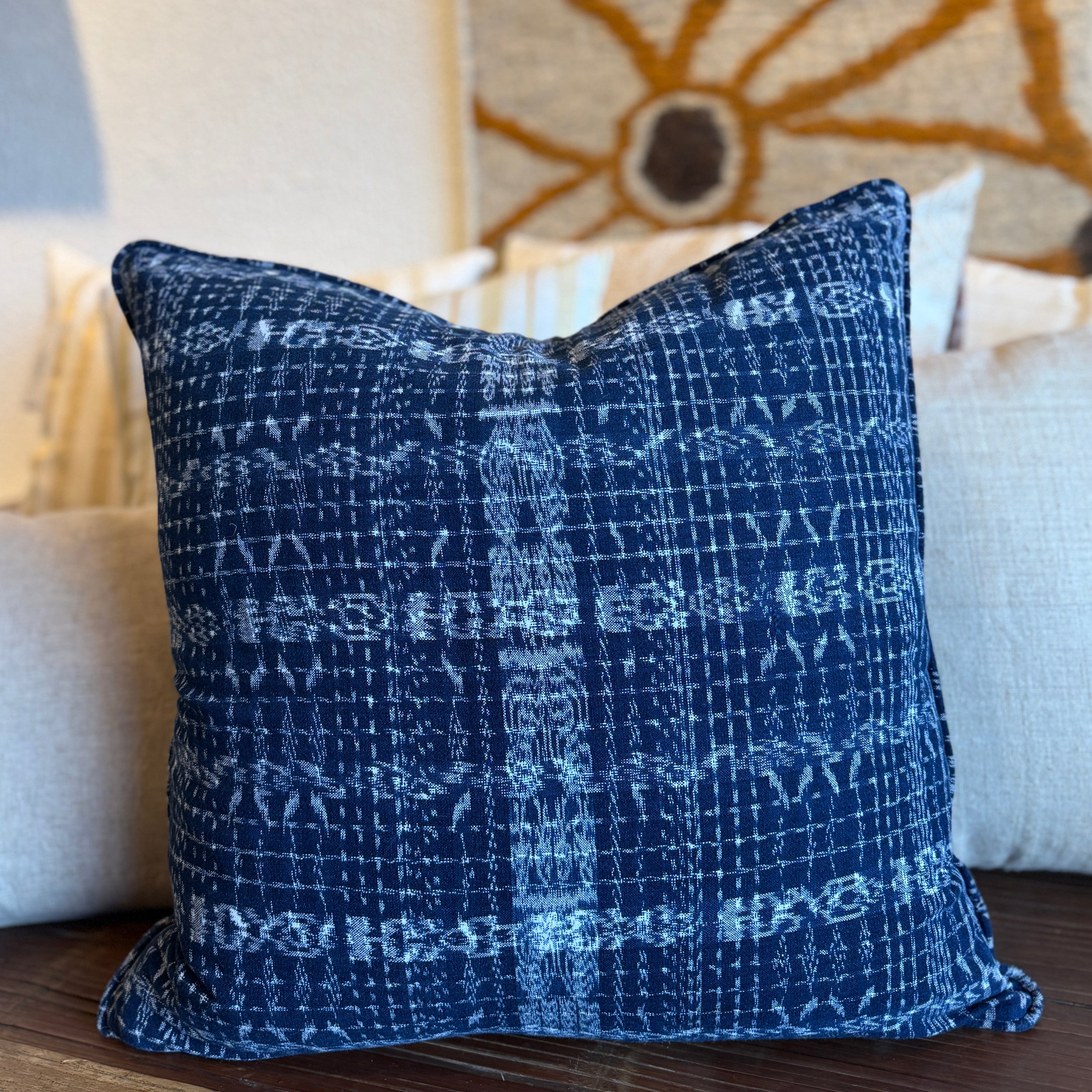 Handwoven Indigo Corte Pillow Guatemala (18x18)