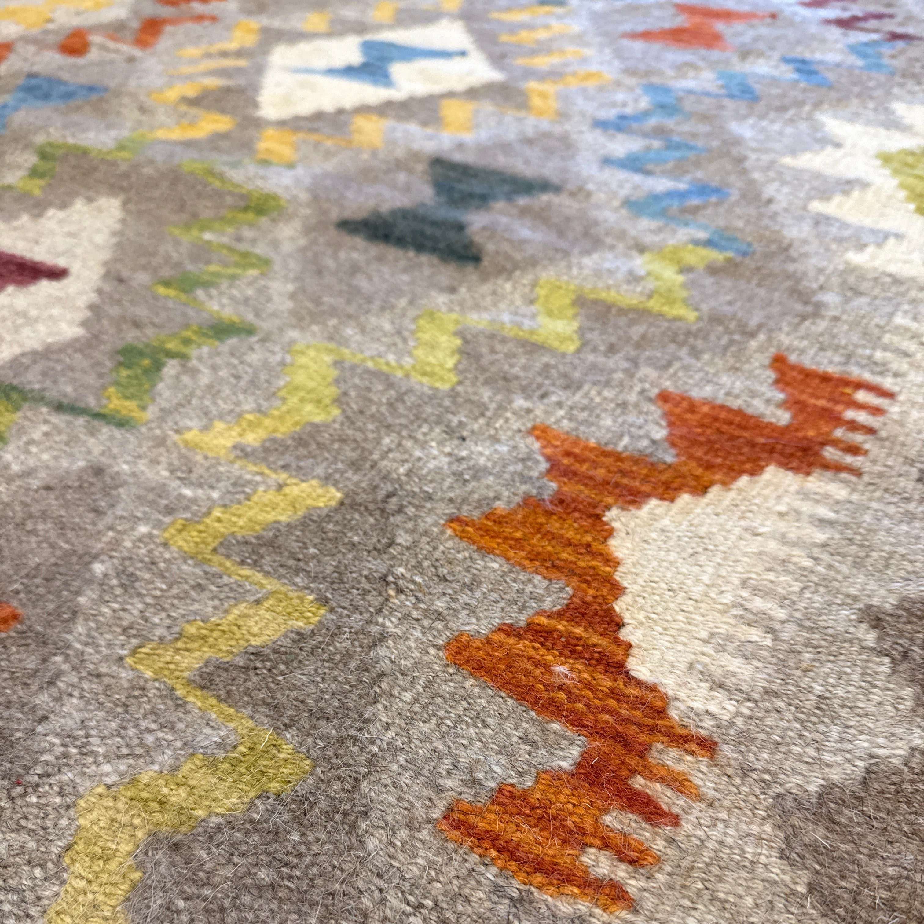 Handwoven Wool Kilim Large Rug Afghanistan (5x7) - 013