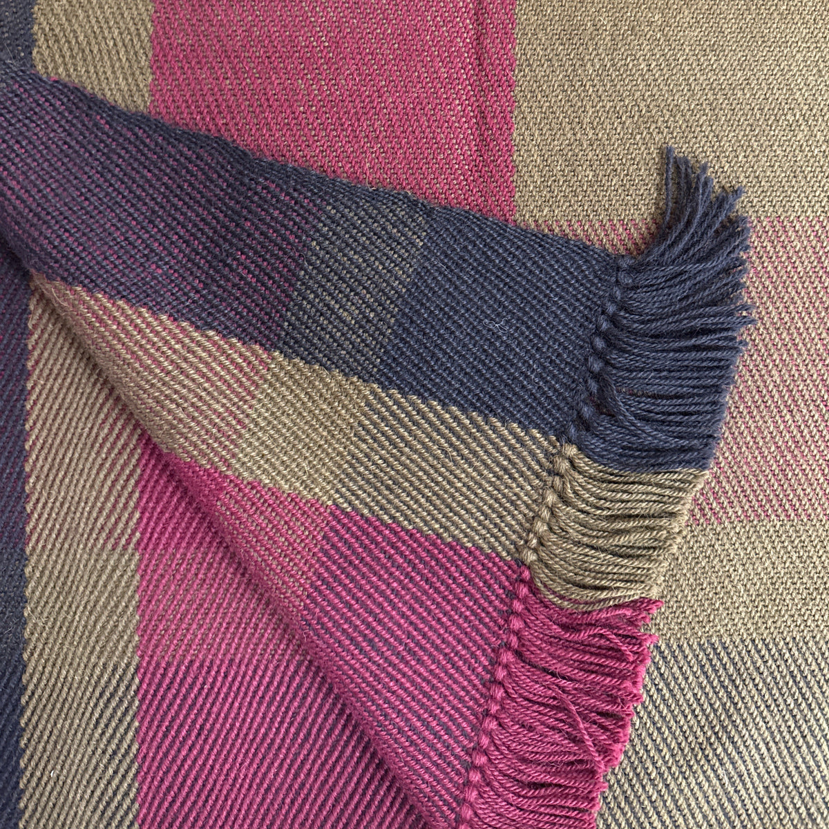 Handwoven Alpaca Green Throw Bolivia - B