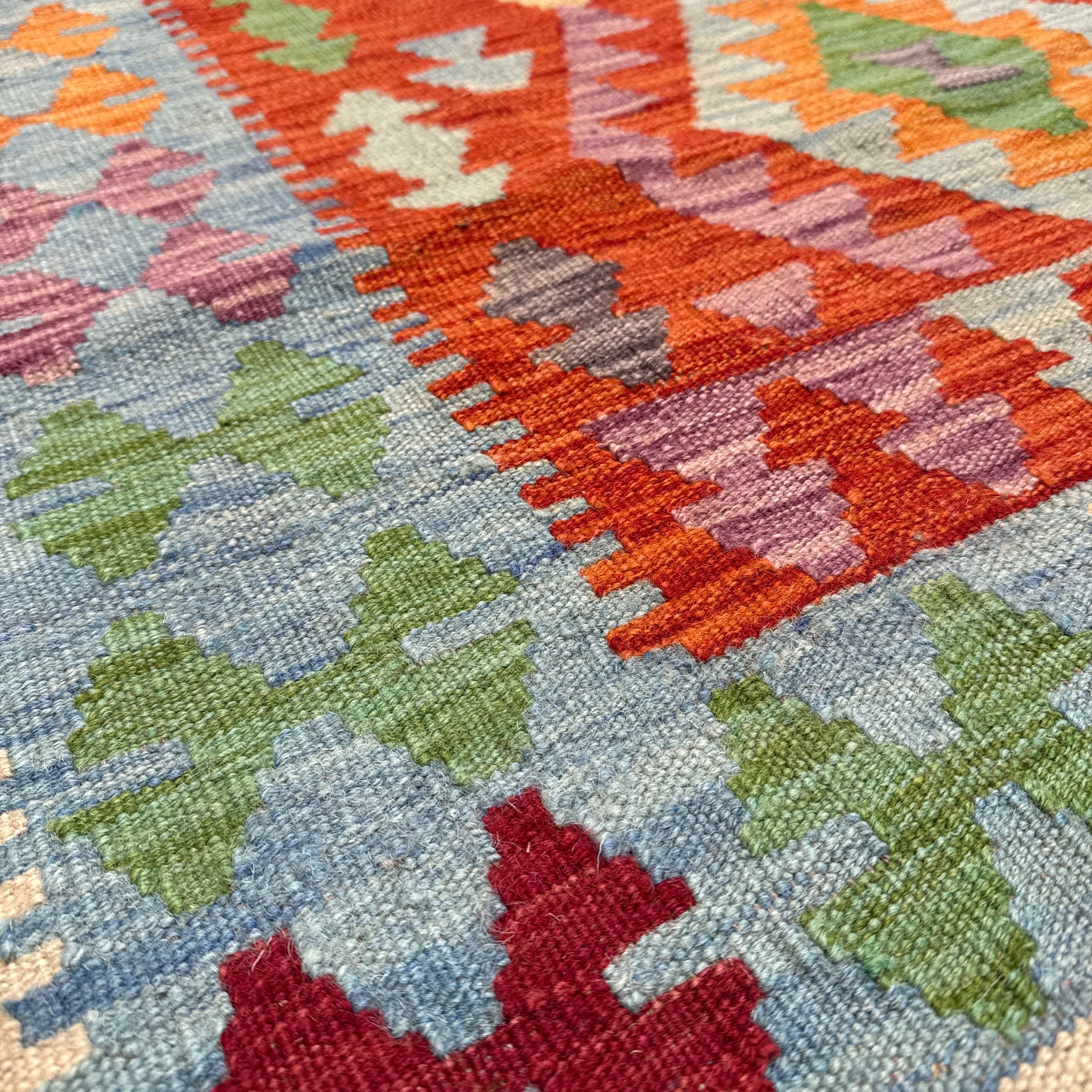 Handwoven Wool Kilim Rug Afghanistan (5'x7') - 017