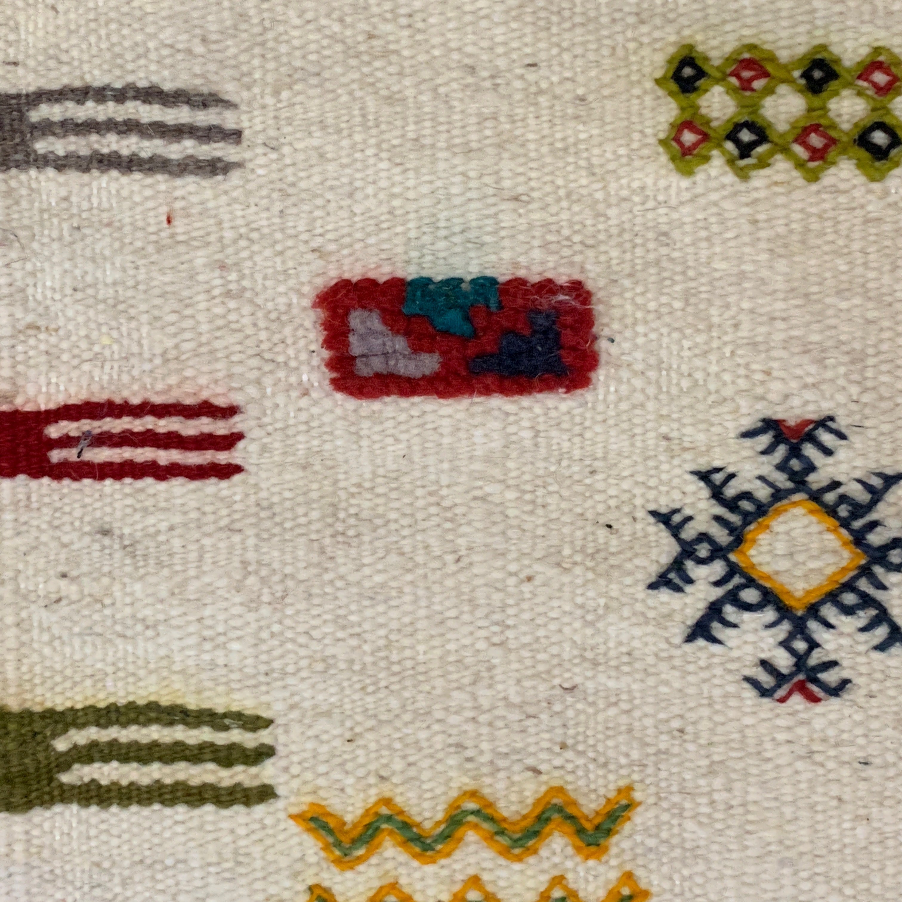 Handwoven Small Akhnif White Wool Rug