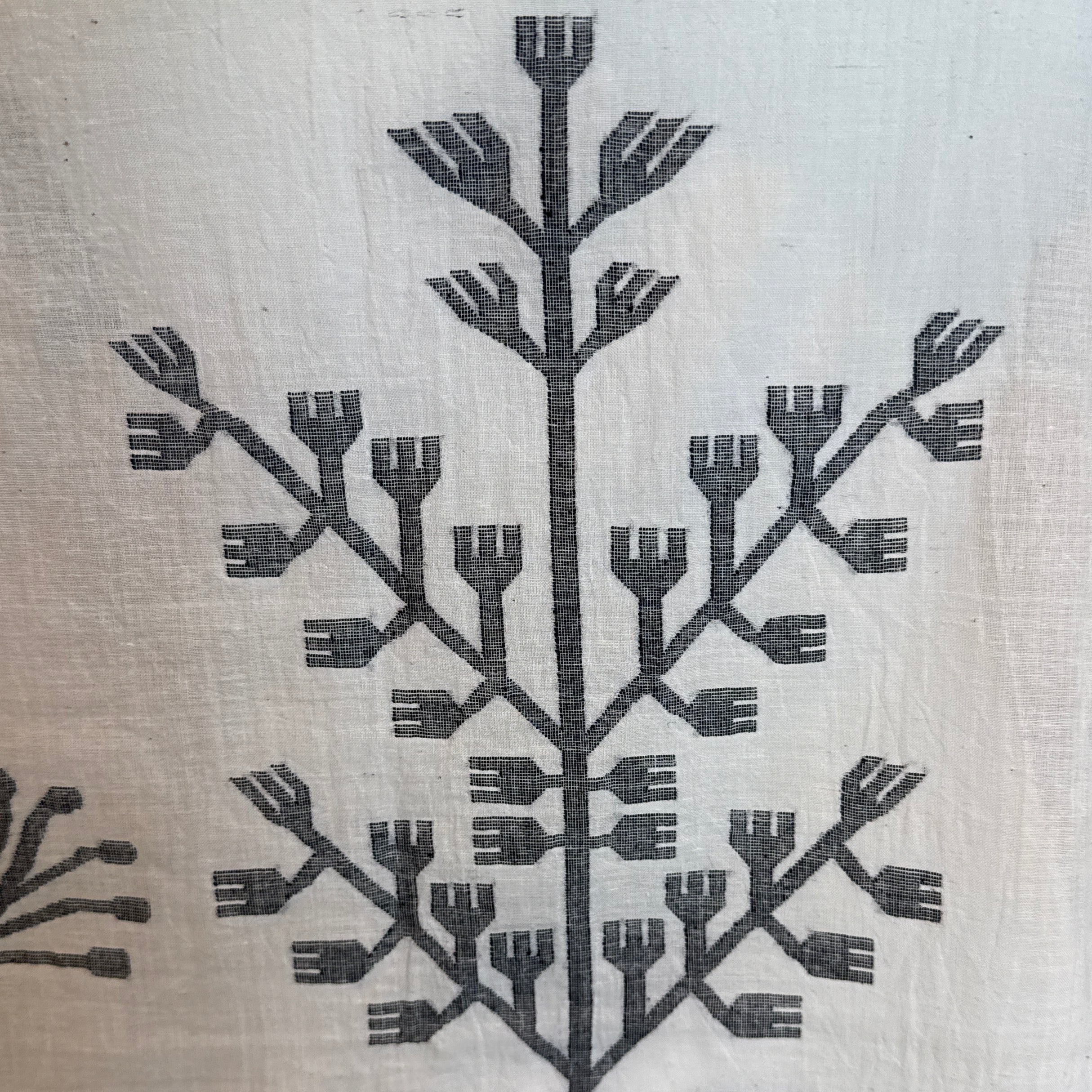 Handwoven Jamdani Khadi Cotton Wildlife Scarf India