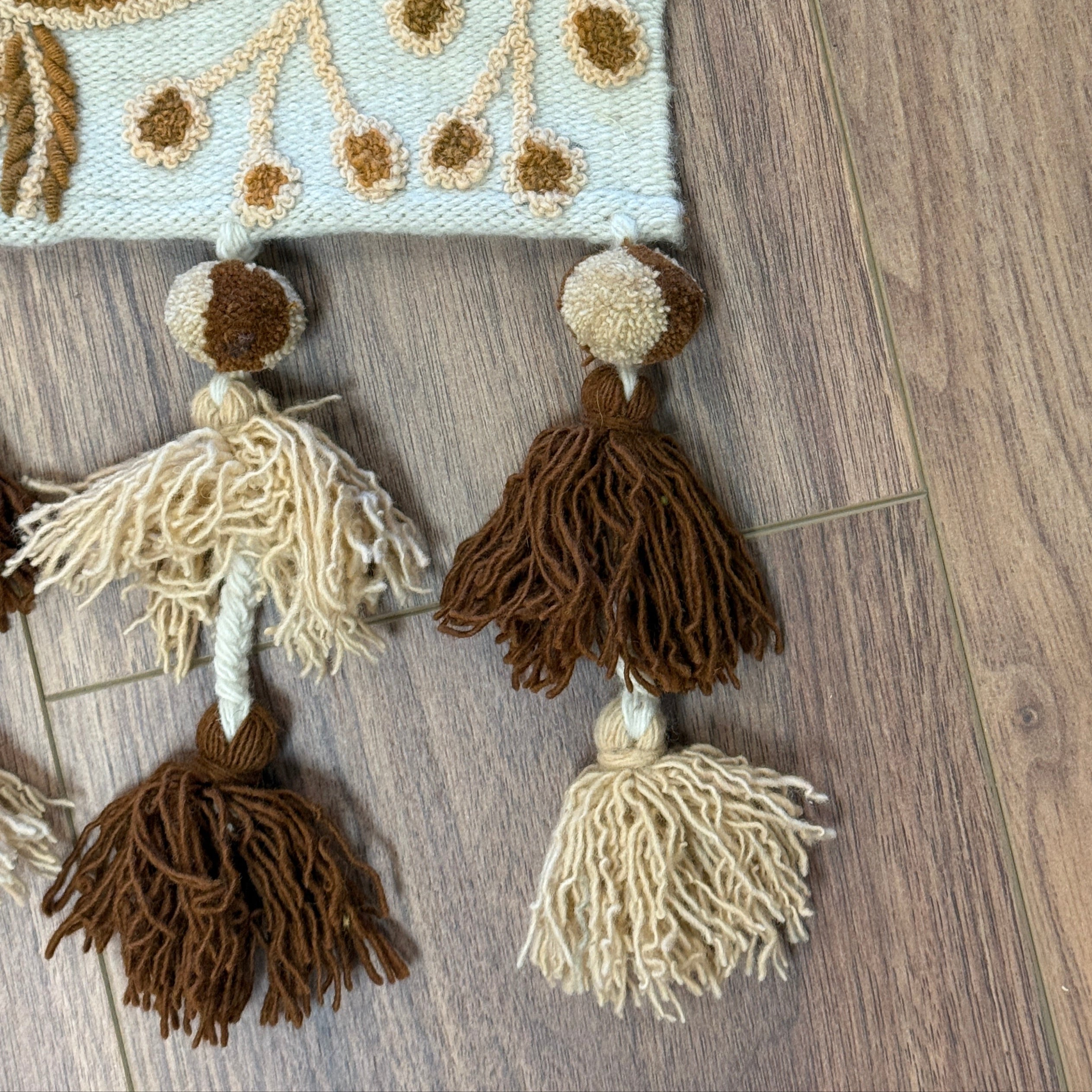 Embroidered Fall Wool Table Runner Peru