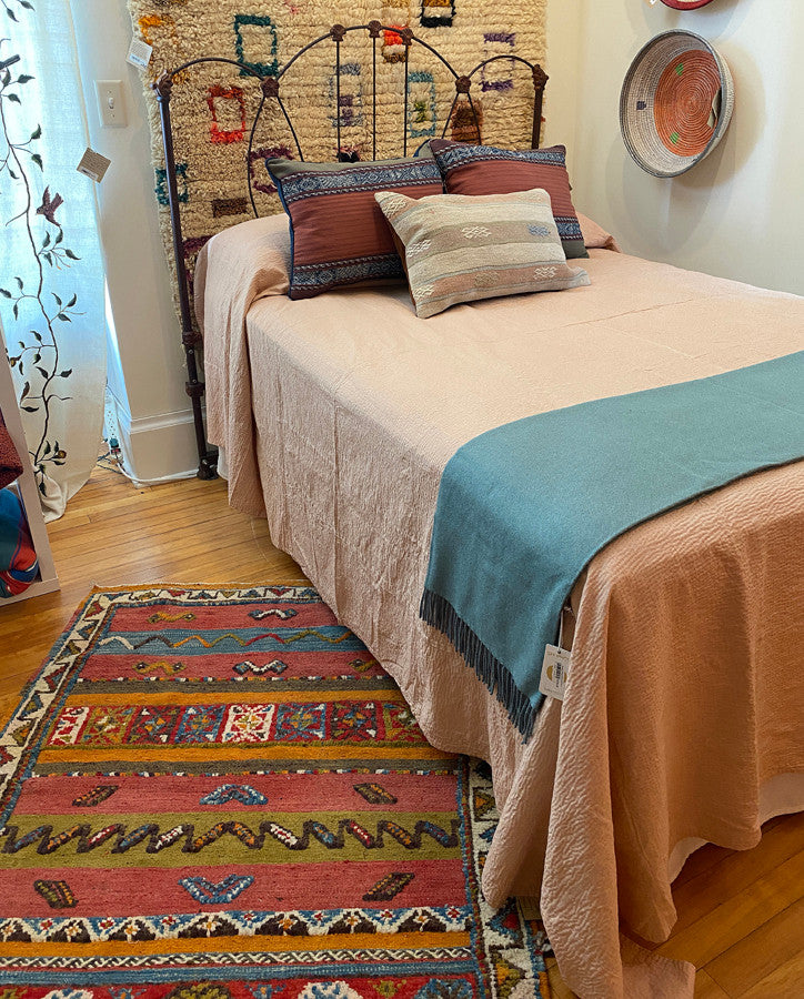 Tanka Stitched Light Weight Patchwork pale puce color Cotton Bed Spread Coverlet India 