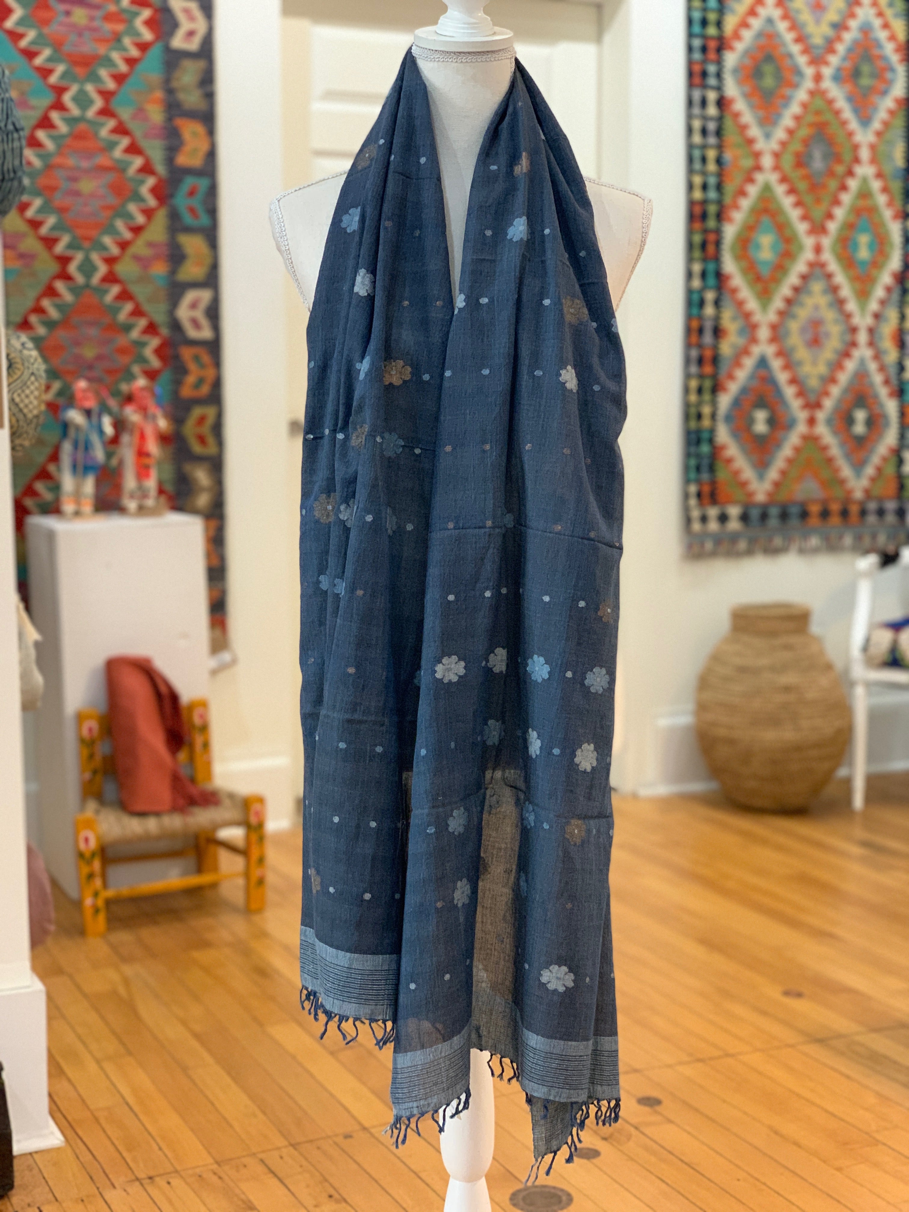 Handwoven Jamdani Sishumi Cotton Scarf India