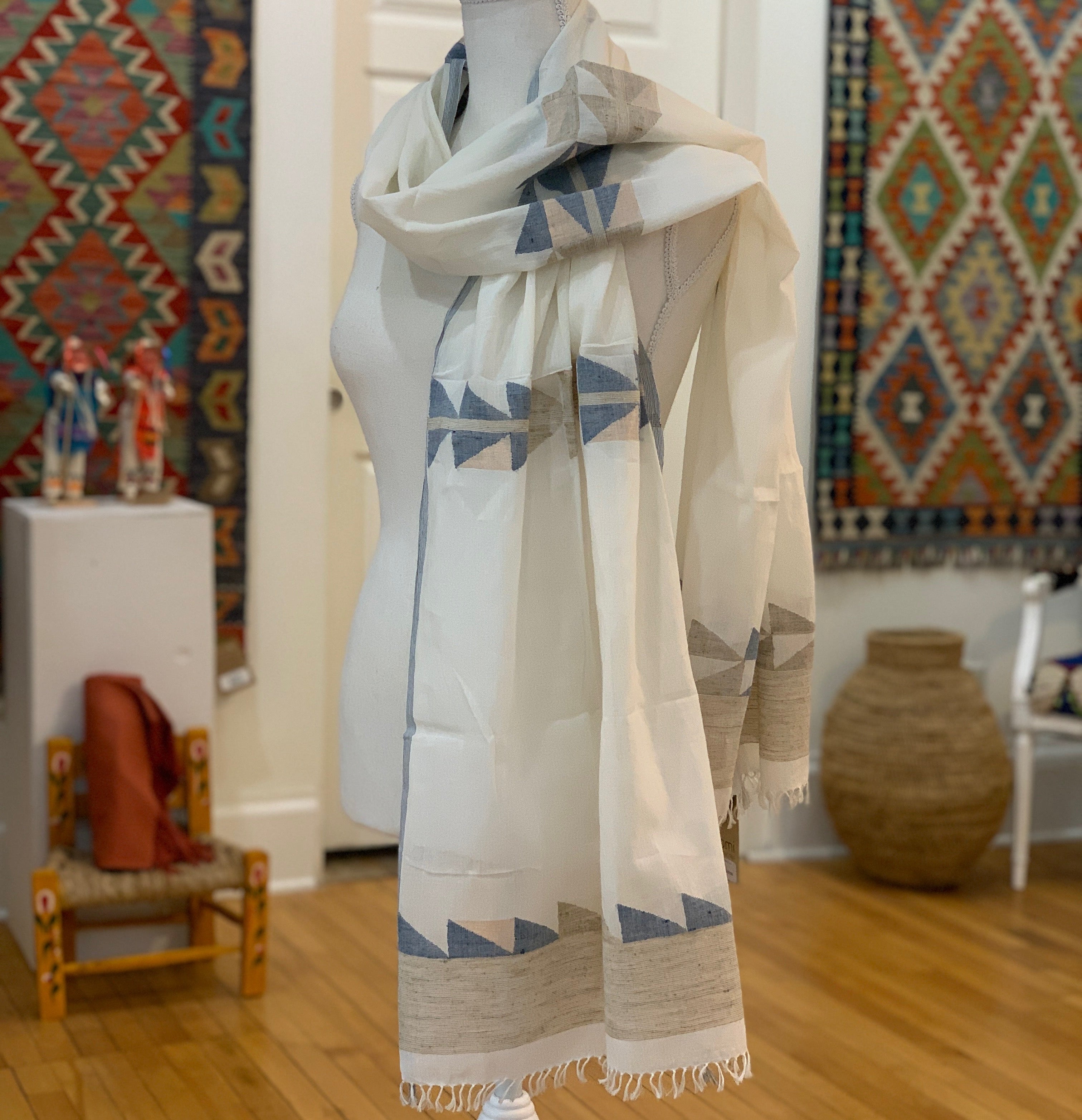 Handwoven Jamdani Beach Cotton Scarf India