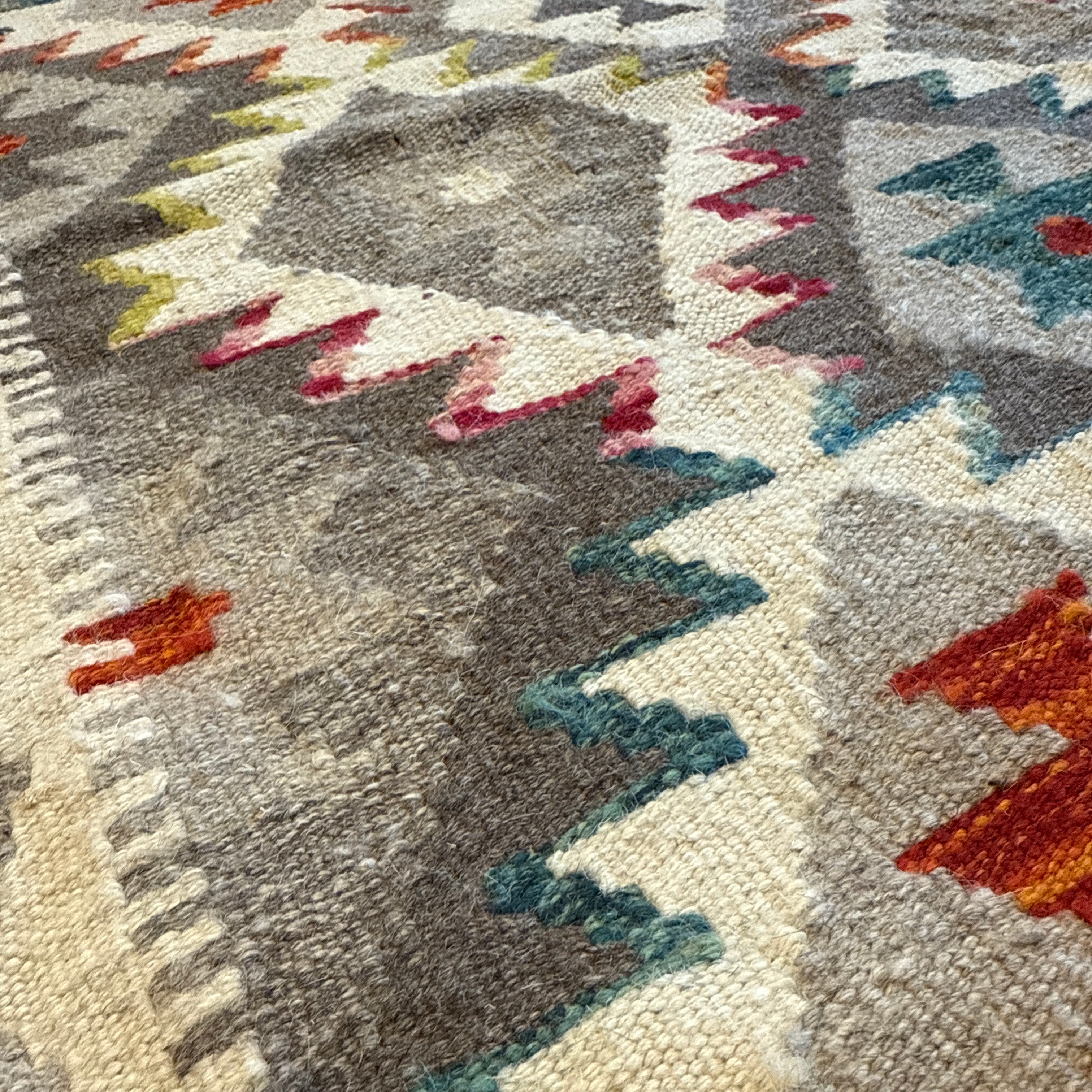 Handwoven Wool Kilim Small Rug Afghanistan (3x5) - 003