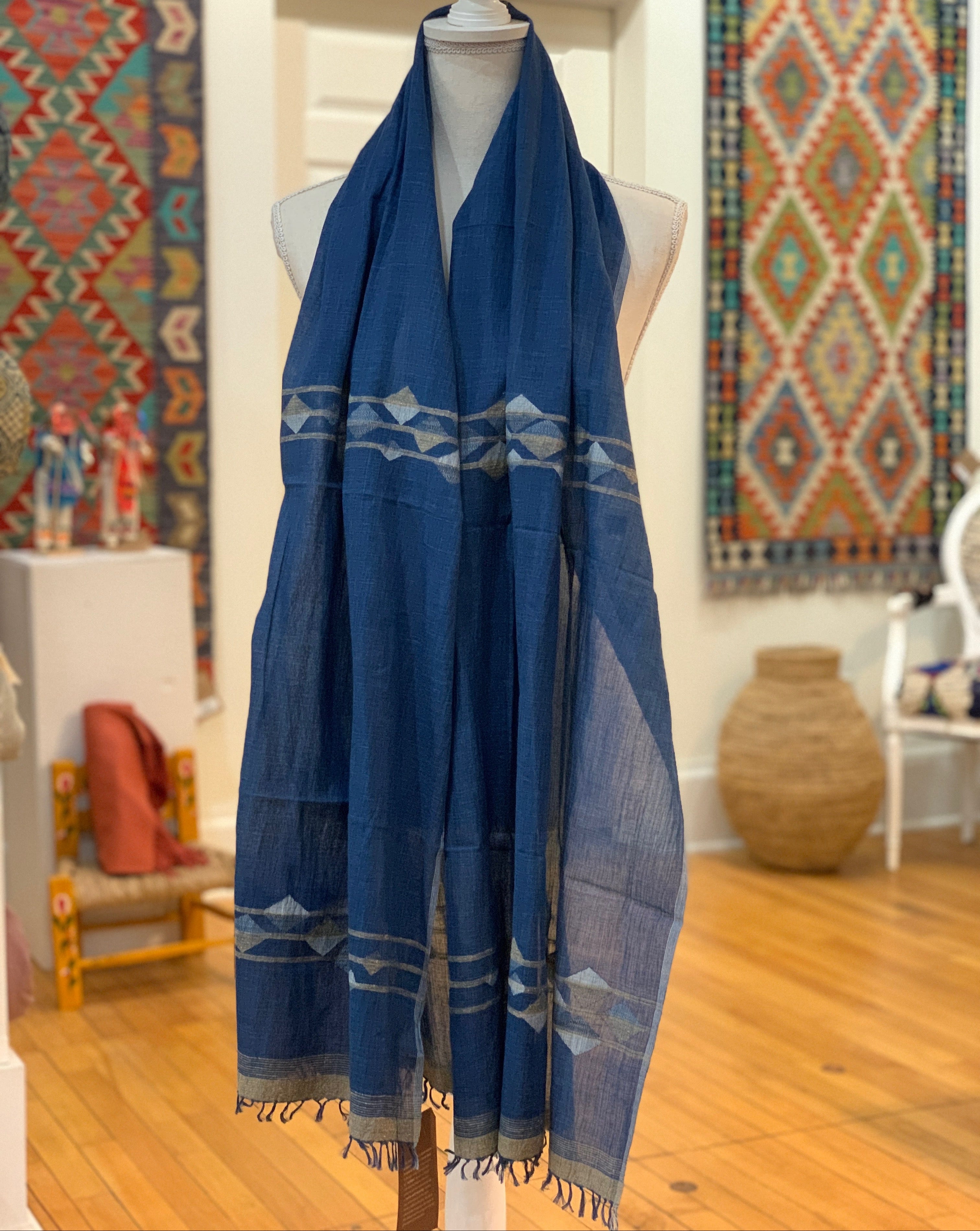 Handwoven Jamdani Waves Cotton Scarf India