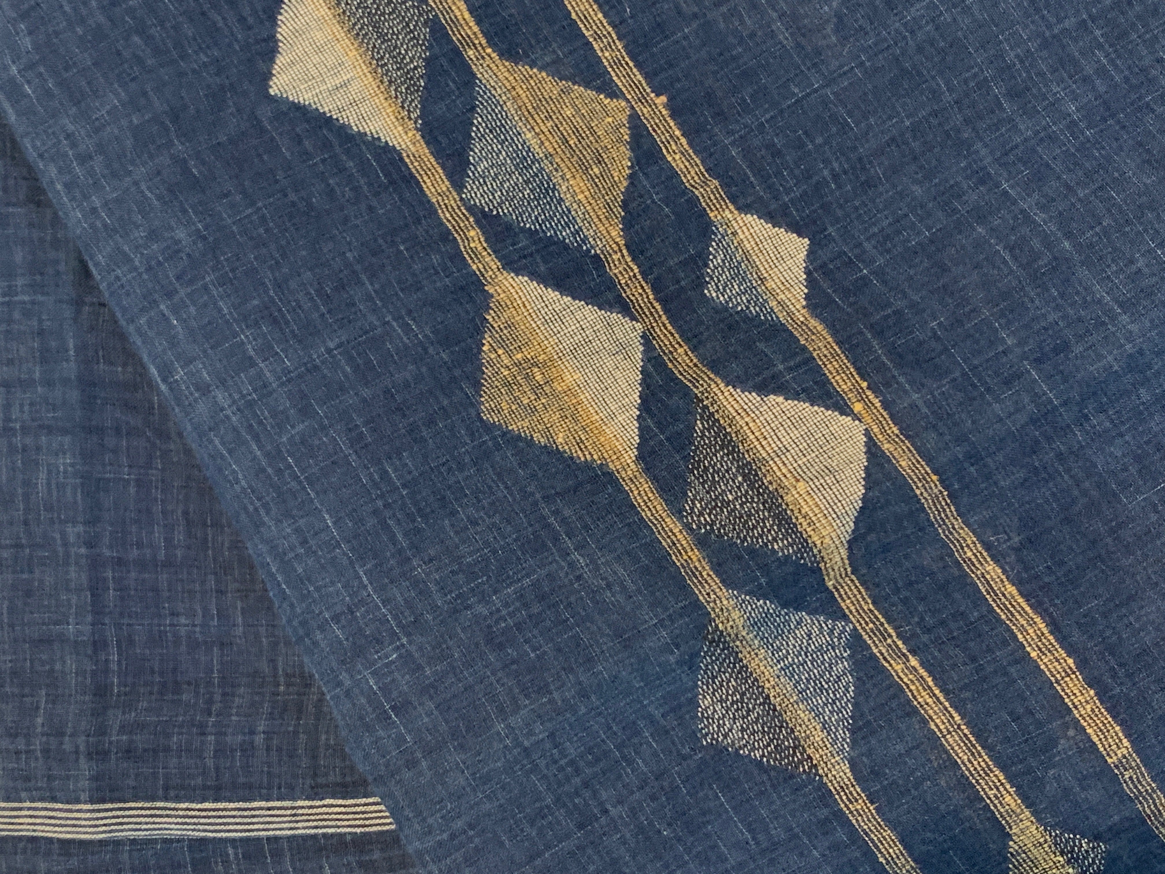 Handwoven Jamdani Waves Cotton Scarf India