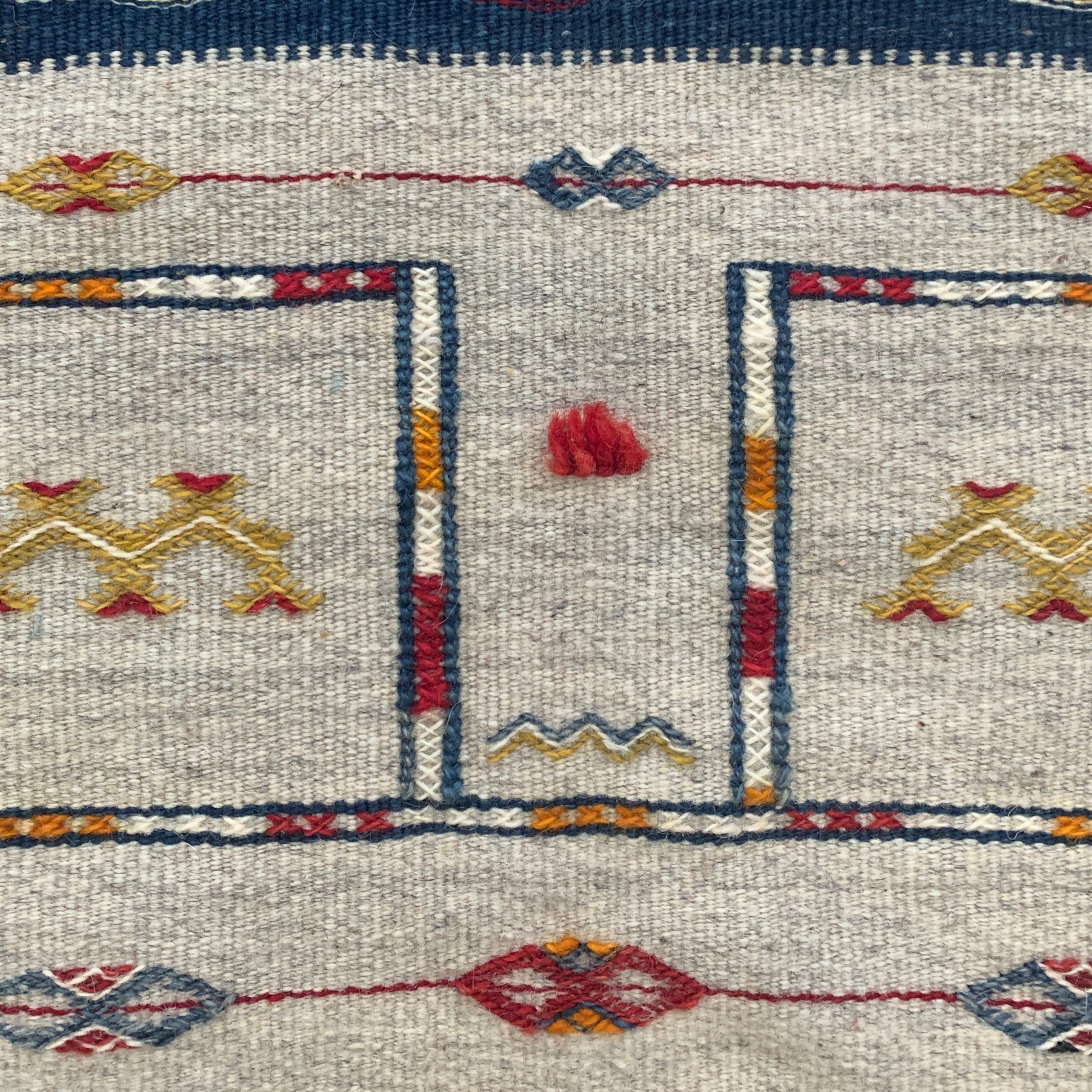 Handwoven Ahknif Tapestry Wool Rug Morocco - Grey (50" x 82")