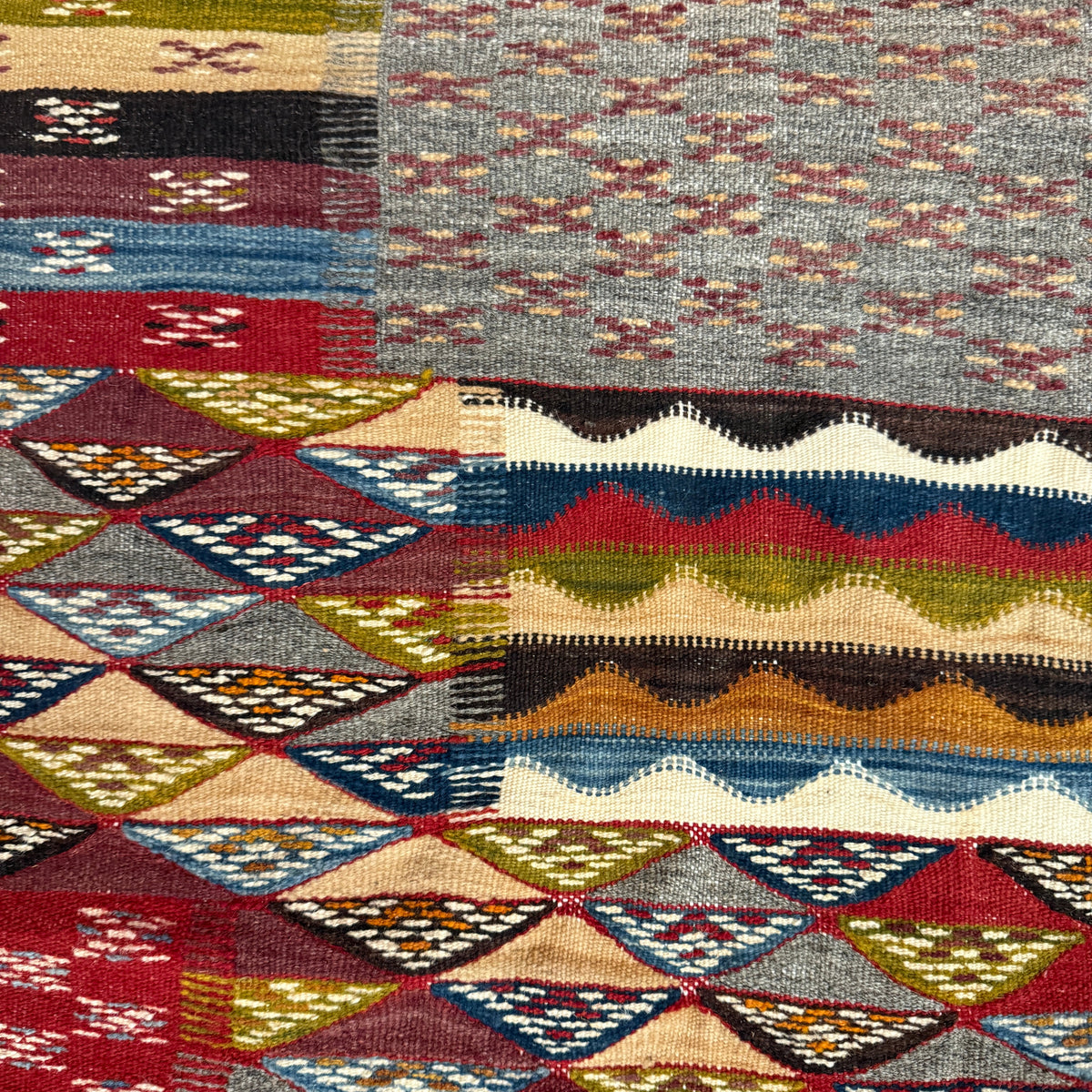 Handwoven Kharita Map Tapestry Wool Rug Morocco (6x9)